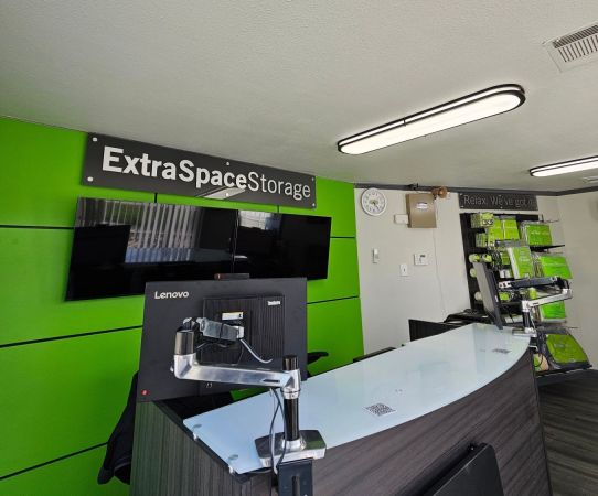 Extra Space Storage - 6530 - Dallas - 5656 Military Pkwy - 5656 Military Parkway