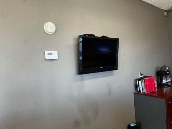 Extra Space Storage - 6615 - Moore - NW 27th St - 820 Northwest 27th Street