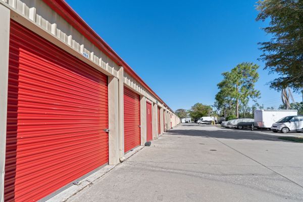 FreeUp Storage Bonita Springs - 24381 South Tamiami Trail