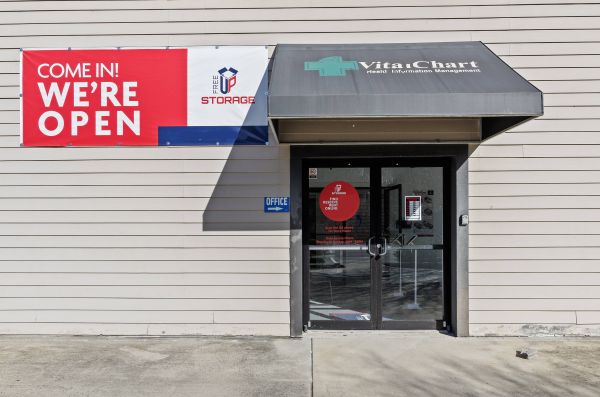 FreeUp Storage White Sulphur Springs - 362 Mountain Avenue