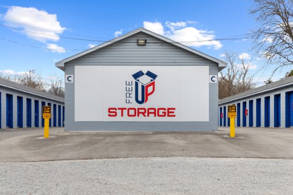 FreeUp Storage Fort Oglethorpe - 762 Cross Street