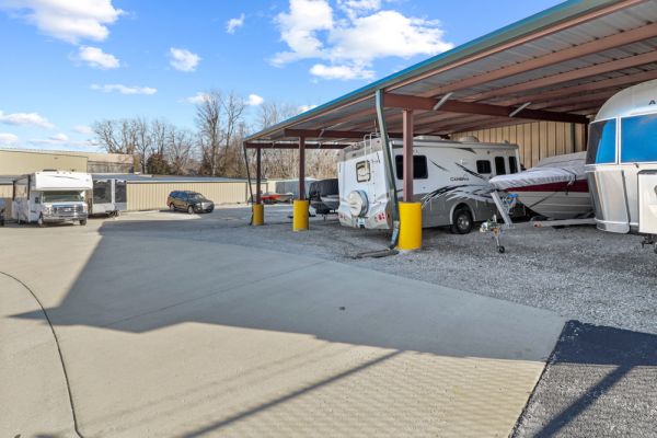 FreeUp Storage Shelbyville - 1121 Washington Street