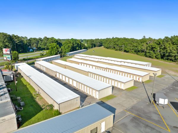 FreeUp Storage Lake Park - 130 Lakes Boulevard