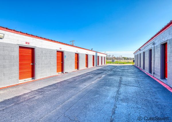 CubeSmart Self Storage - West Division Street - 2932 West Division Street