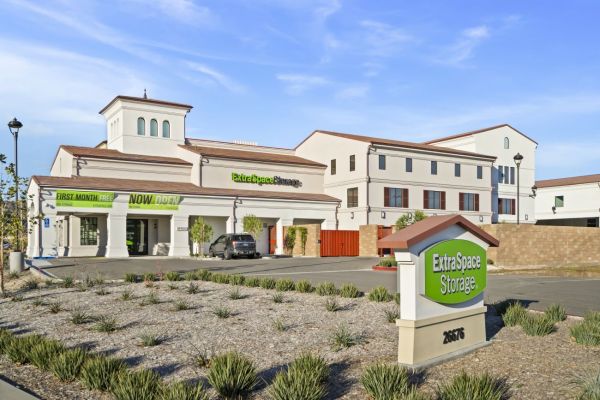 Extra Space Storage - 6302 - Santa Clarita - Valley Center Dr - 26676 Valley Center Drive