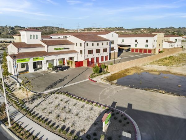 Extra Space Storage - 6302 - Santa Clarita - Valley Center Dr - 26676 Valley Center Drive