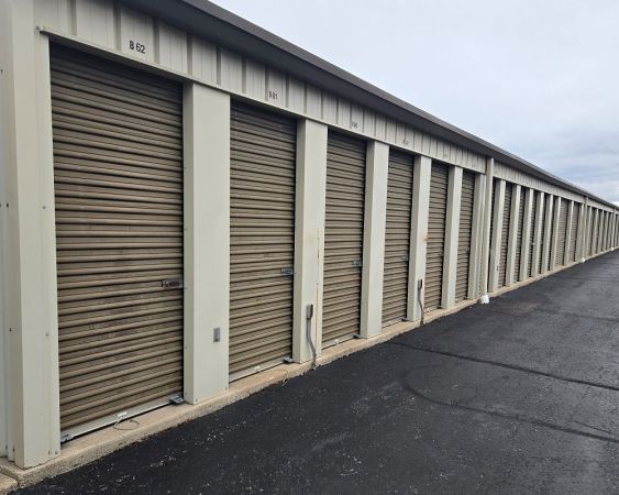 Extra Space Storage - 6652 - Plainfield - W Theodore St - 24111 Theodore Street