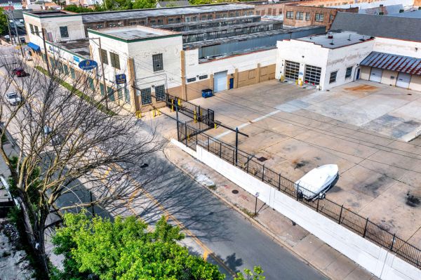 Storage Post - Belmont - 2051 North Austin Avenue