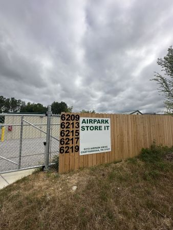 Airpark Store It - 6219 Airpark Drive