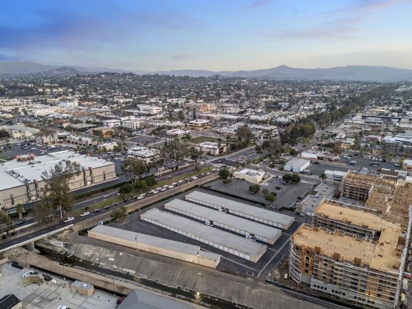 US Storage Centers - Escondido - Valley Parkway - 520 West Valley Parkway
