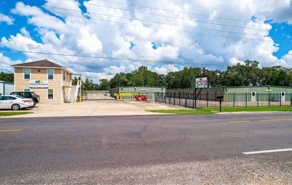 Steaux-N-Geaux Storage - Gonzales - 39350 Highway 74
