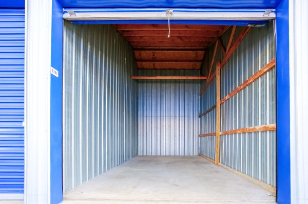 Prestige Storage - Leonard - 557 Rochester Road