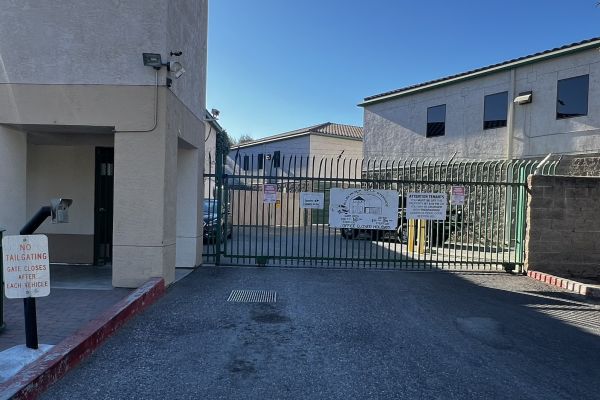 SmartStop Self Storage - San Jose - Alum Rock Ave - 2487 Alum Rock Avenue