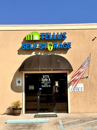 Tellus Self Storage - Walker - 9775 Florida Boulevard