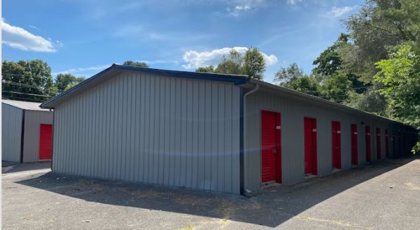 Self Storage Somerset - 4040 Madira Drive