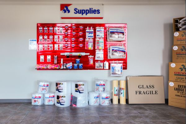 Devon Self Storage - 9181 - Eau Claire - 1201 South Hastings Way