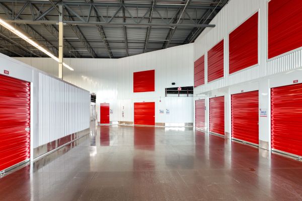 Devon Self Storage - 9181 - Eau Claire - 1201 South Hastings Way
