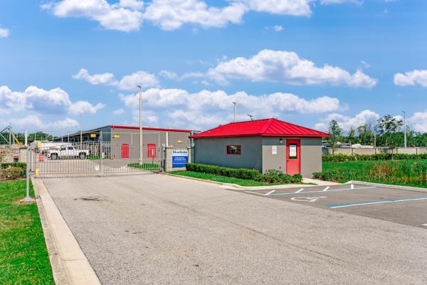 BlueGate - Sanford - 3858 East Lake Mary Boulevard