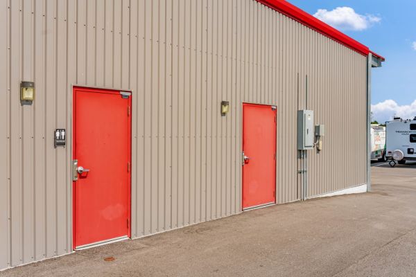 BlueGate - Sanford - 3858 East Lake Mary Boulevard