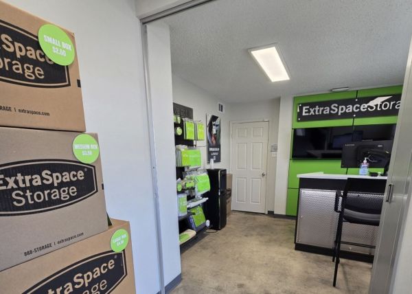 Extra Space Storage - 2239 - San Antonio - NW Loop 410 | SpareFoot