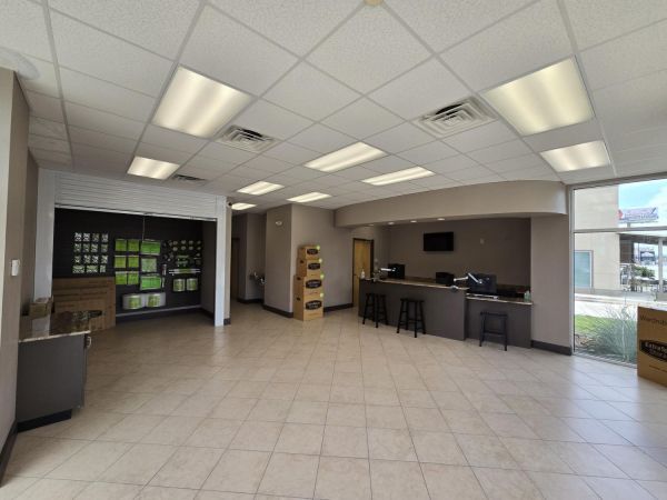 Extra Space Storage - 2220 - Leon Valley - Bandera Rd - 7212 Bandera Road