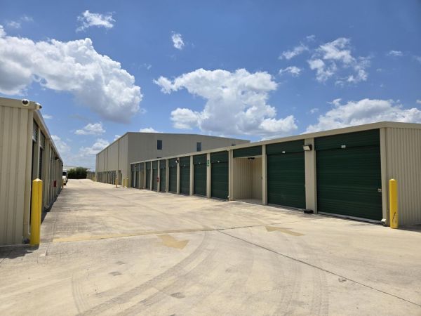 Extra Space Storage - 2220 - Leon Valley - Bandera Rd - 7212 Bandera Road