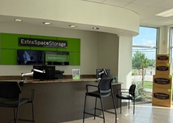 Extra Space Storage - 2220 - Leon Valley - Bandera Rd - 7212 Bandera Road