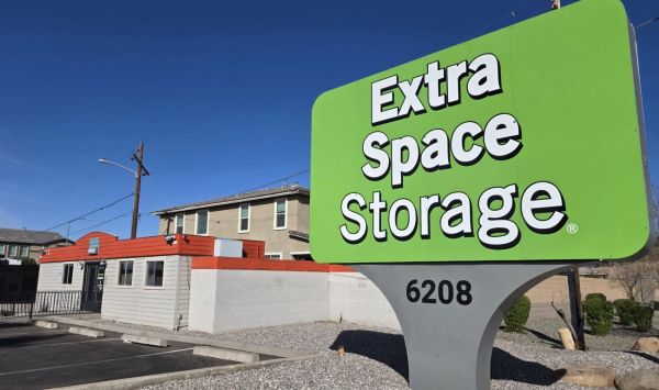 Extra Space Storage - 6637 - Glendale - 6208 N 67th Ave - 6208 North 67th Avenue