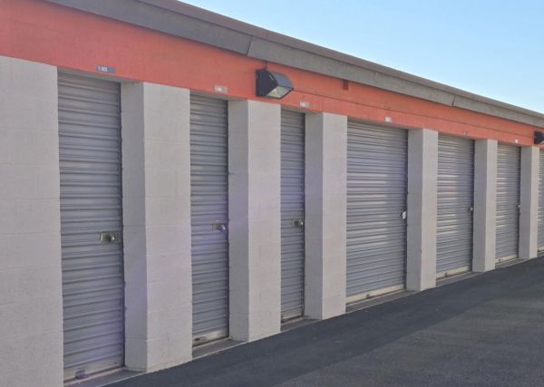 Extra Space Storage - 6637 - Glendale - 6208 N 67th Ave - 6208 North 67th Avenue