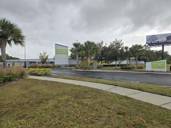 Extra Space Storage - 6689 - Orlando - 7627 Narcoossee Rd - 7627 Narcoossee Road