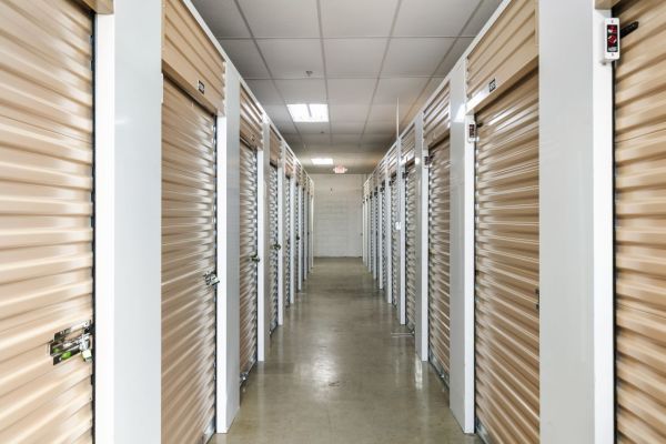 Extra Space Storage - 6688 - Largo - 66th St - 13100 66th Street North