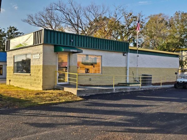 Extra Space Storage - 6690 - Tampa - 8323 W Hillsborough Ave - 8323 West Hillsborough Avenue