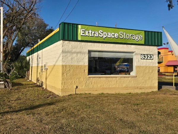 Extra Space Storage - 6690 - Tampa - 8323 W Hillsborough Ave - 8323 West Hillsborough Avenue