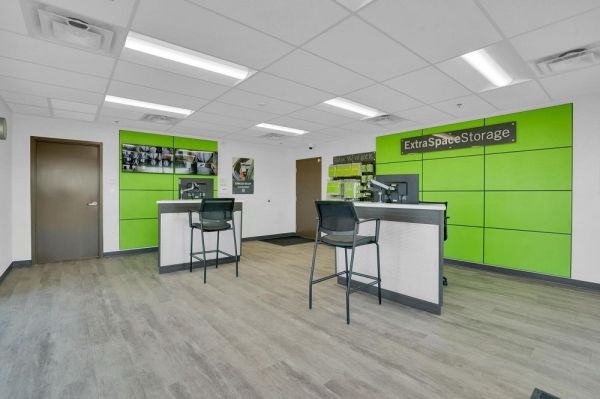 Extra Space Storage - 6110 - Glendale - N 99th Ave - 7901 North 99th Avenue