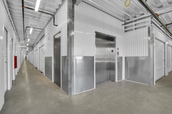 Extra Space Storage - 6110 - Glendale - N 99th Ave - 7901 North 99th Avenue