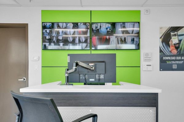 Extra Space Storage - 6110 - Glendale - N 99th Ave - 7901 North 99th Avenue