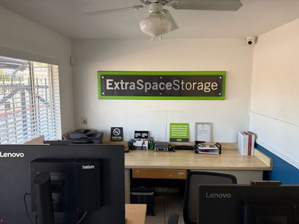 Extra Space Storage - 6639 - Peoria - W Grand Ave - 8969 West Grand Avenue