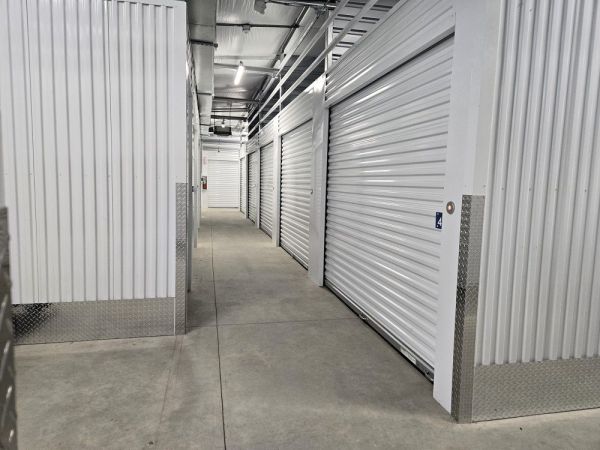 Extra Space Storage - 6642 - Meridian - N Records Ave - 3535 North Records Avenue