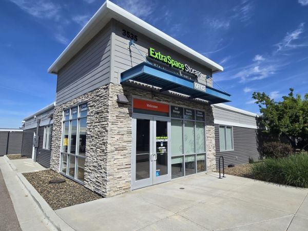 Extra Space Storage - 6642 - Meridian - N Records Ave - 3535 North Records Avenue