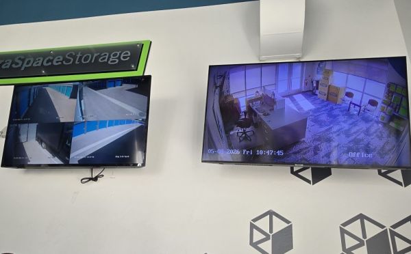 Extra Space Storage - 6642 - Meridian - N Records Ave - 3535 North Records Avenue