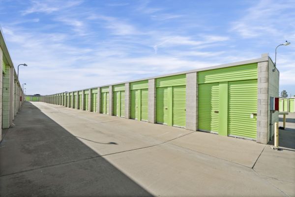 Extra Space Storage - 6748 - Riverside - Box Springs Blvd - 6590 Box Springs Boulevard