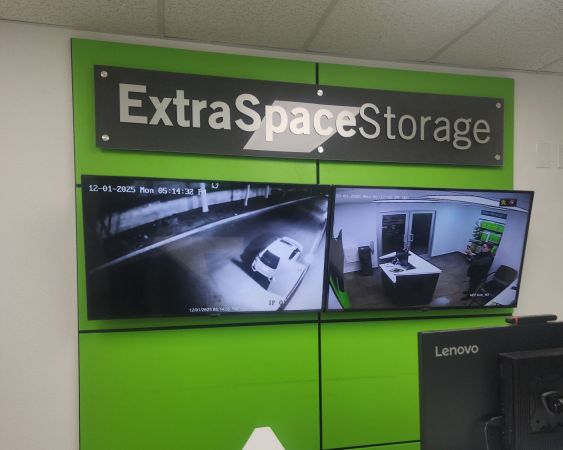 Extra Space Storage - 6725 - Claremont - 711 S Mills Ave - 711 South Mills Avenue