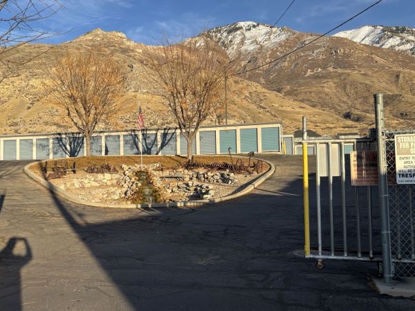 Extra Space Storage - 6747 - Provo - S State St - 1715 South State Street