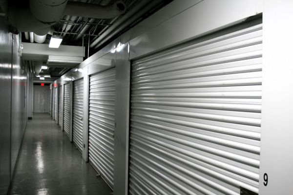 Extra Space Storage - 6687 - Des Plaines - Busse Hwy - 1800 Busse Highway
