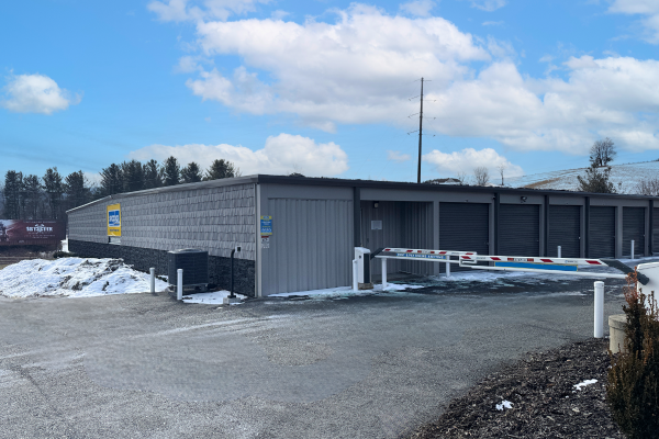 Snapbox Self Storage - West Jefferson - 1548 Mount Jefferson Road - 1548 Mount Jefferson Road