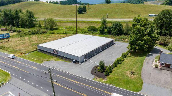 Snapbox Self Storage - West Jefferson - 2222 North Carolina 163 - 2222 North Carolina 163