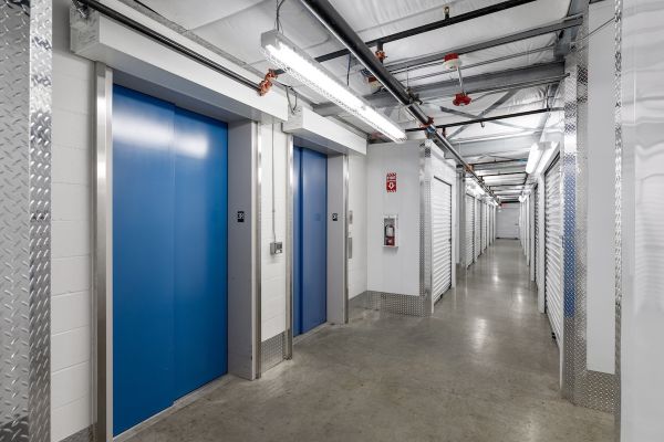US Storage Centers - Vancouver - 72nd Avenue - 8006 Northeast 72nd Avenue