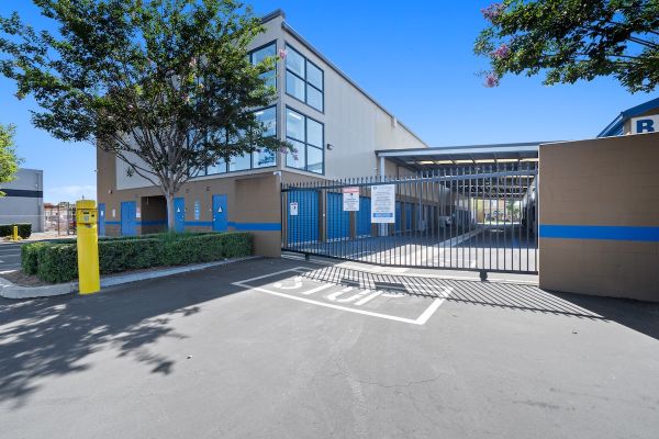 US Storage Centers - Costa Mesa - Harbor Blvd - 2059 Harbor Boulevard