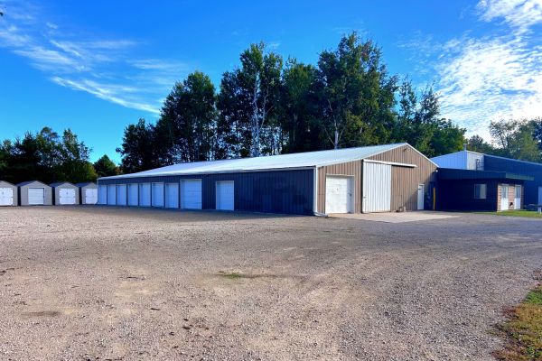 White Pine Self Storage - West Division - 6621 West Division Street