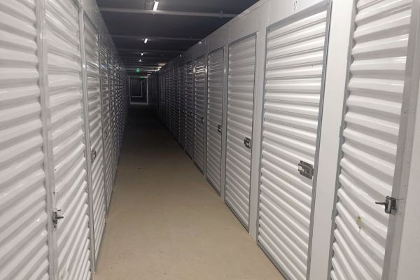 Lincoln Landing Self Storage - 22315 Foothill Boulevard